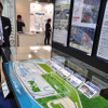 「鉄道技術展」の三菱重工ブースに展示された、同社が整備を進めている総合交通システム検証施設「MIHARA試験センター」の模型