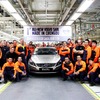 ボルボカーズの中国四川省成都新工場でラインオフしたボルボS60L