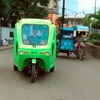 フィリピンで運行中のE-trike・ペコロ