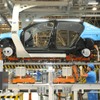 中国の上海フォルクスワーゲンの工場で生産されるシュコダ車