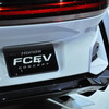 【ロサンゼルスモーターショー13】ホンダ FCEVコンセプト、長いボディに航続距離への自信［詳細画像］