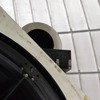1.5メートル望遠鏡の肩に2台の20センチ望遠鏡が取り付けられている。