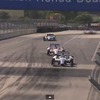 シモーナ・デ・シルベストロのインタビュー（動画キャプチャ）