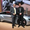 ハイブリッド・パワートレイン担当マネージャーのマルティン エンゲルマン氏（左）とBMW エフィシエント・ダイナミックス広報マネージャーのマンフレッド・ポッシェンリーダー氏 （東京モーターショー2013）
