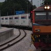 タイとマレーシアを結ぶ貨物列車。日通のコンテナを運ぶ専用列車が運行される。