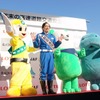 年末の交通安全を呼びかけるため、ゆるキャラ達も集まった。