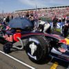 レッドブル、2012年までF1継続