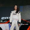 【東京オートサロン14】会場に美人レーサー大集合！？