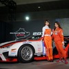 【東京オートサロン14】会場に美人レーサー大集合！？