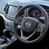 新型ジープ チェロキー （写真は発売前のテスト車）
