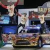 WRC-2クラスの優勝を手にしたカール・クルーダ