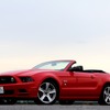 フォード・マスタングV8 GT コンバーチブルプレミアム