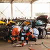 フルラップ衝突試験に用いたトヨタ『クラウン ハイブリッド』を使用し、ハイブリッド車からの負傷者救出デモンストレーションも実施された。