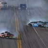 デイトナ500で起こった13台を巻き込むアクシデント（動画キャプチャ）