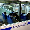 東上線の『TJライナー』。3月20・27・28日の3日間、23時台に池袋駅を発車する臨時『TJライナー』が運行される。