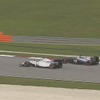 ウイリアムズのフェリペ・マッサと競うマクラーレンのジェンソン・バトン