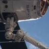 ドラゴン補給船3号機国際宇宙ステーションと結合