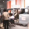軽自動車に車への移乗装置『N-Lift（エヌ・リフト）』
