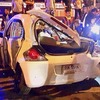 １８日夜に中部サムットプラカン県で起きた事故