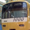 黄色を基調にした「KEIKYU YELLOW HAPPY TRAIN」。5月1日から約3年間運転される。