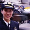防衛省ブースでは自衛官によるトークショーも開催。写真はP-3Cの女性パイロットである青山さん。
