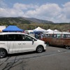 VWの新旧ミニバンが並ぶ