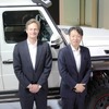 メルセデス・ベンツ日本社長の上野金太郎氏（右）と副社長 営業/マーケティング部門担当のマーク・ボデルケ氏（左）