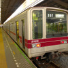 日比谷線と東武スカイツリーラインの直通列車にも新型車両を投入する。写真は現在日比谷線乗り入れに使用されている20000系。