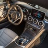 新型メルセデスベンツ Cクラス ステーションワゴン の「C300ブルーテックハイブリッド」