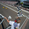 最終ラップに首位奪還してハンターレイが優勝。写真：INDYCAR