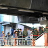 戦勝記念塔での反軍政デモ（２３日）