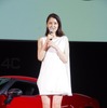 女優の長澤まさみさんが、アルファロメオの新型『4C（フォーシー）』発表会に駆けつけた