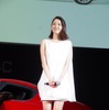 女優の長澤まさみさんが、アルファロメオの新型『4C（フォーシー）』発表会に駆けつけた