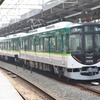 京阪電鉄の13000系2次車。4月から4両編成1本が交野線・宇治線で営業運転を開始しており、5月30日からは7両編成1本が本線で営業運転を開始する。