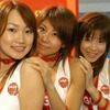 【東京モーターショー05】コンパニオン写真蔵…その15、フラッシュビーム!!