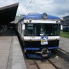 一畑電車5000系の5009＋5109号編成（2005年撮影）。京王5000系の譲受車で塗装変更や台車交換などの改造を受けている。