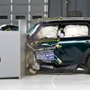 MINIクロスオーバーの米IIHSスモールオーバーラップ衝突テスト