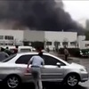 8月2日、中国で起きた自動部品工場の爆発事故後の様子を伝える『The One Quick News』