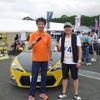 トヨタ86開発責任者の多田哲哉氏（左）とモータージャーナリストの青山尚暉氏（右）