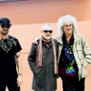 （左から）アダム・ランバート、ロジャー・テイラー、ブライアン・メイ