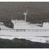 敷設艦「むろと」（出典：海上自衛隊）