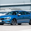 ボルボ・S60 T4 R-DESIGN PLUS