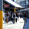 South Bank 駅に到着したCitytrain。多くの学生たちが降りていく。ブリスベンのCentral 駅まではあと10分ほど