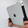 iPadがゲーム機に変身？iPad Air/iPad mini用ゲームグリップ登場 ― 吸盤式でしっかり固定、取り外しも簡単
