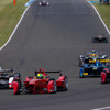 英国ドニントンでのフォーミュラE合同テストの模様。