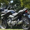 スズキ・GSR250S