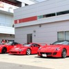 フェラーリ・599GTOに挟まれたフェラーリ・F40