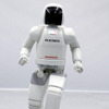 ASIMO の走りに磨き---「0.08秒、50mmの飛翔」写真蔵
