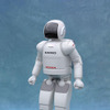 ASIMO の走りに磨き---「0.08秒、50mmの飛翔」写真蔵