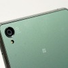メインカメラは、有効画素数2,070万画素、ISO12800までの高感度撮影に対応